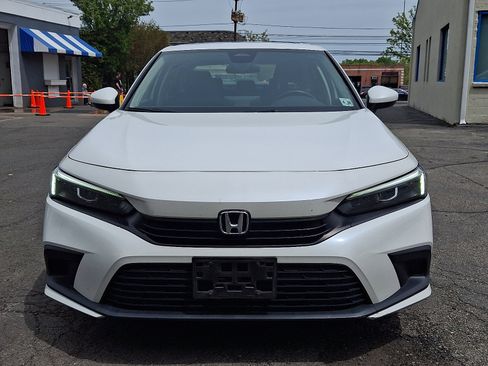 Used 2023 Honda Civic EX image 5