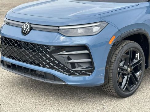 New 2026 Volkswagen Tiguan SE R-Line AWD/4WD image 6