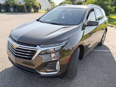Used 2024 Chevrolet Equinox Premier FWD image 9