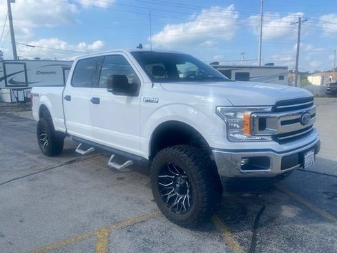 Used 2020 Ford F150 XLT w/ Trailer Tow Package AWD/4WD image 3