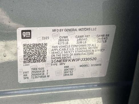 Used 2023 Chevrolet Traverse LS w/ Safety Package FWD image 20