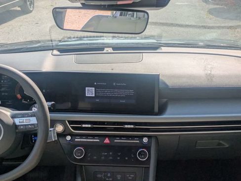 Used 2024 Hyundai Sonata SEL FWD image 17