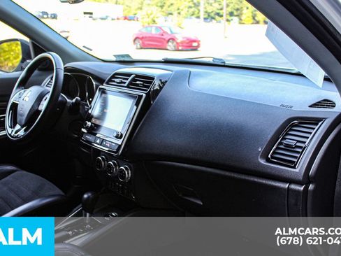 Used 2024 Mitsubishi Outlander Sport SE AWD/4WD image 20