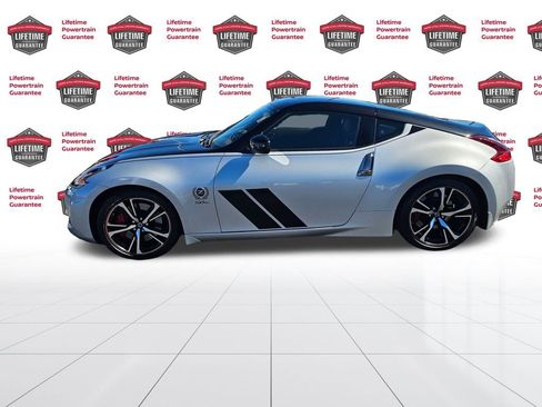 Used 2020 Nissan 370Z image 2