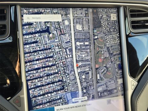 Used 2019 Tesla Model S 100D image 21