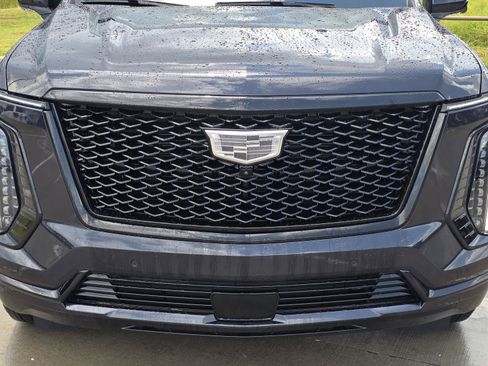 Certified 2026 Cadillac Escalade Sport w/ LPO, ONYX Package RWD image 8