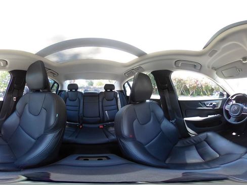 Used 2024 Volvo S60 B5 Core FWD image 43