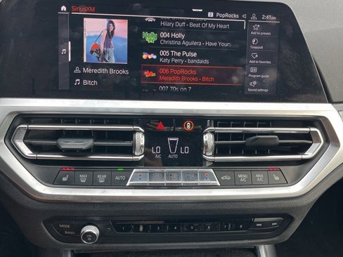 Used 2019 BMW 330i Sedan w/ Convenience Package image 17