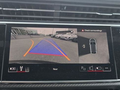 New 2026 Audi SQ8 Prestige image 7