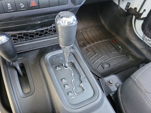 Used 2014 Jeep Wrangler Unlimited Sport w/ Quick Order Package 24S image 24