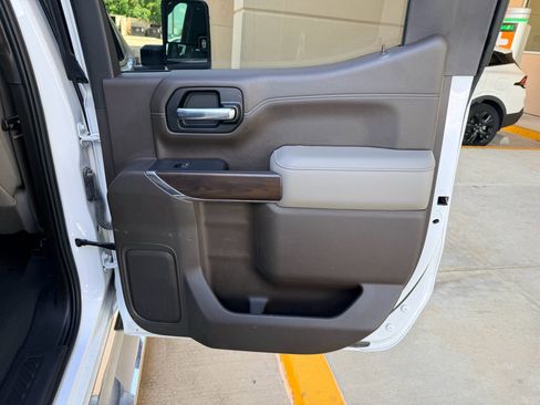 Used 2021 GMC Sierra 1500 SLT RWD image 29