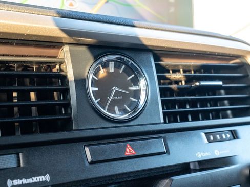 Used 2022 Lexus RX 450h AWD w/ Premium Package image 34