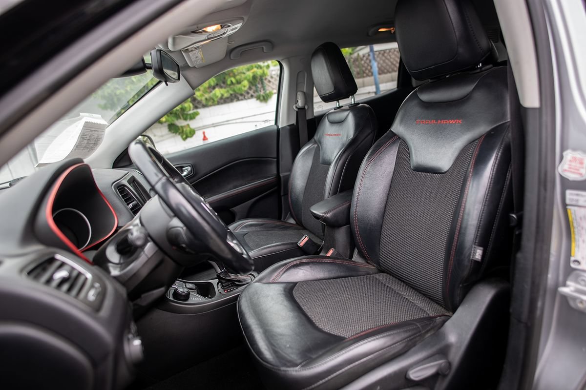 Used 2019 Jeep Compass Trailhawk AWD/4WD image 18