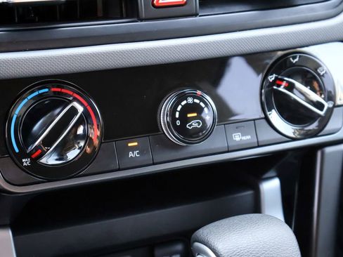 Used 2026 Kia Seltos LX AWD/4WD image 28