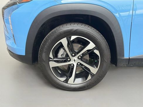 Used 2024 Chevrolet Trax RS w/ Driver Confidence Package FWD image 30