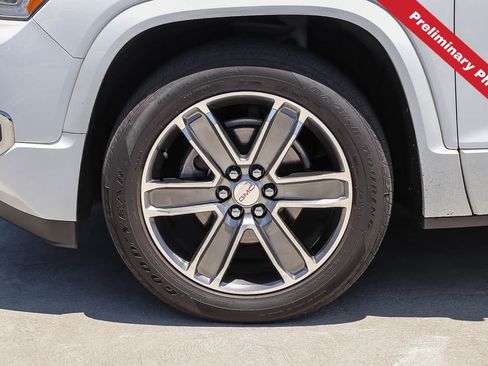 Used 2019 GMC Acadia Denali w/ Technology Package AWD/4WD image 10