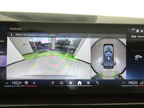 New 2026 BMW X5 xDrive50e w/ M Sport Package image 32