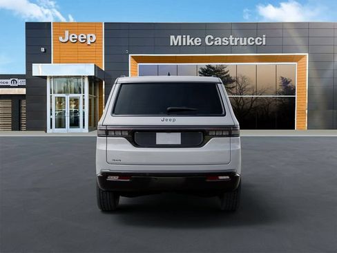 New 2026 Jeep Grand Wagoneer Limited AWD/4WD image 7