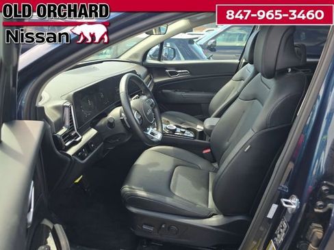 Used 2023 Kia Sportage EX AWD/4WD image 4