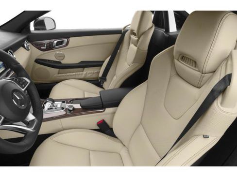 Used 2019 Mercedes-Benz SLC 300 image 9