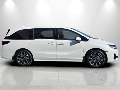 New 2026 Honda Odyssey Elite image 8