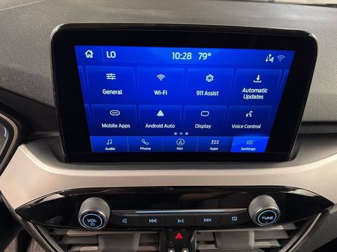 Used 2022 Ford Escape SE w/ Cold Weather Package AWD/4WD image 10