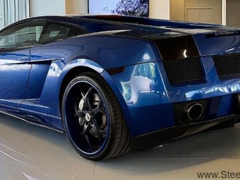 Used 2004 Lamborghini Gallardo image 5