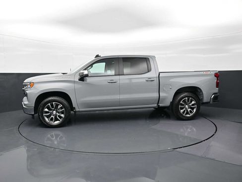 Used 2024 Chevrolet Silverado 1500 LT AWD/4WD image 8
