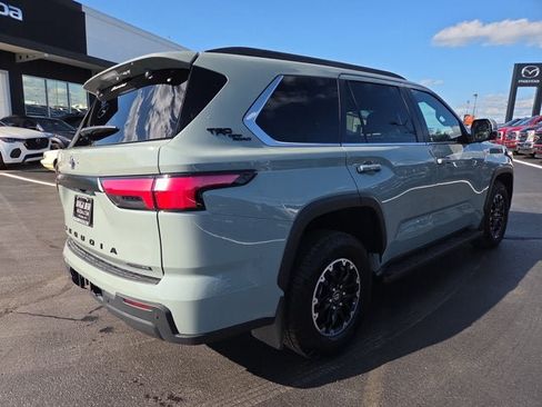 Used 2025 Toyota Sequoia 4WD image 5
