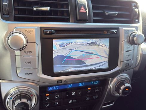 Used 2016 Toyota 4Runner Limited image 20