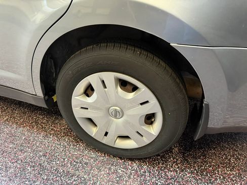 Used 2010 Nissan Versa 1.8 S w/ PWR Plus Pkg FWD image 38