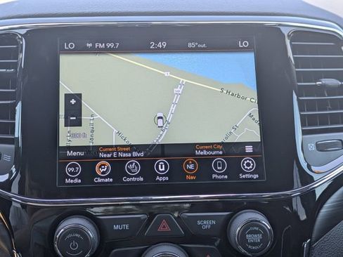 Used 2019 Jeep Grand Cherokee Altitude AWD/4WD image 26