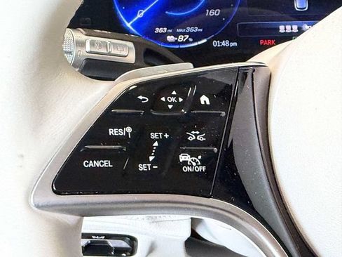 Used 2023 Mercedes-Benz EQS 580 4MATIC SUV image 22
