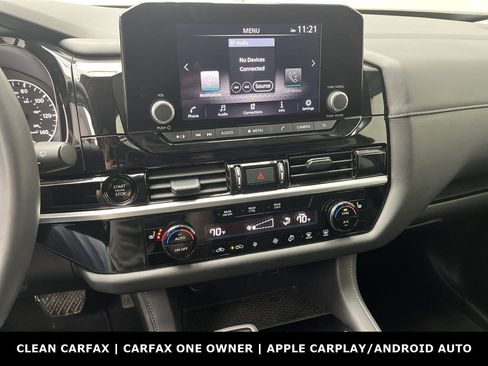 Used 2025 Nissan Pathfinder SV image 17