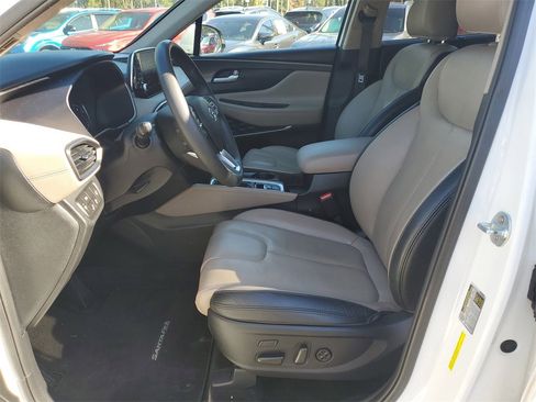 Used 2020 Hyundai Santa Fe Limited image 17