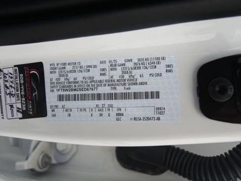 Used 2025 Ford F250 Platinum AWD/4WD image 31
