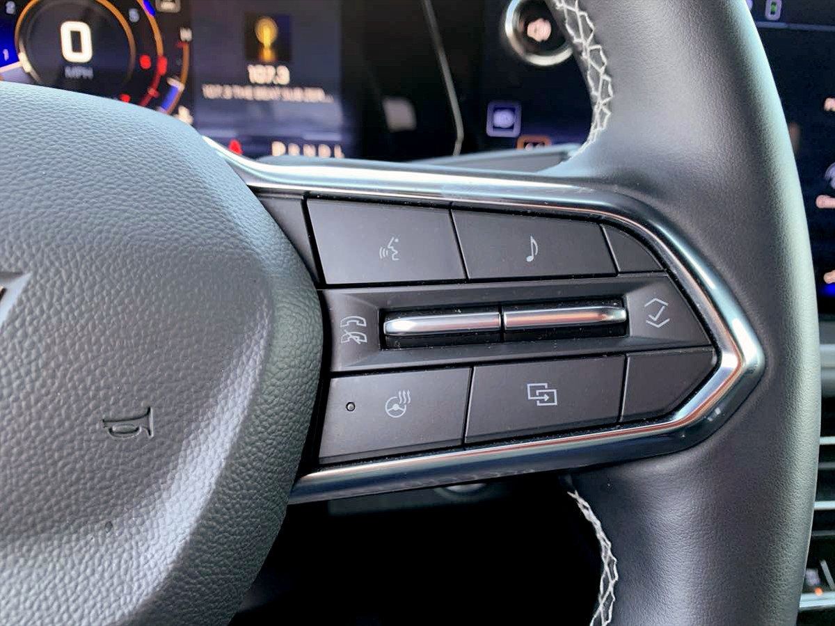 Used 2026 Chevrolet Traverse LT AWD/4WD image 26