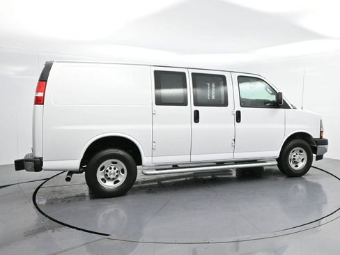 Used 2024 Chevrolet Express 2500 w/ Driver Convenience Package RWD image 8