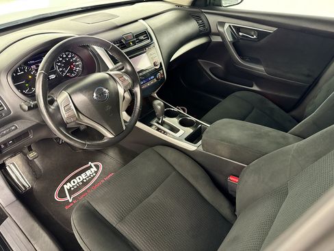 Used 2014 Nissan Altima 2.5 SV FWD image 15