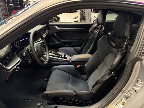 Used 2025 Porsche 911 Turbo S image 16