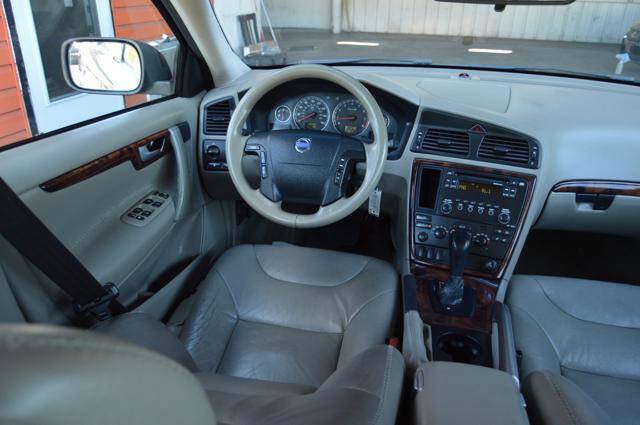 Used 2005 Volvo XC70 AWD/4WD image 47