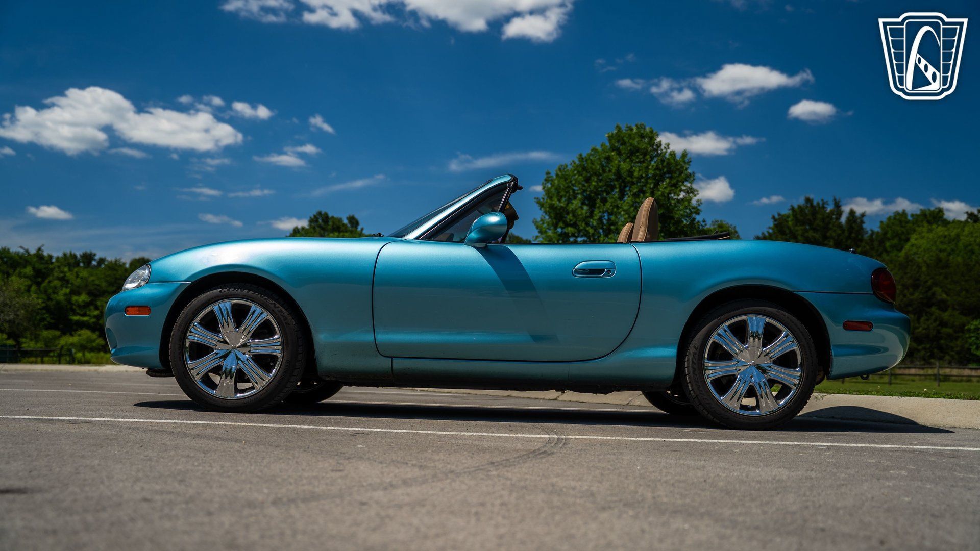 Used 2001 MAZDA MX-5 Miata RWD image 10
