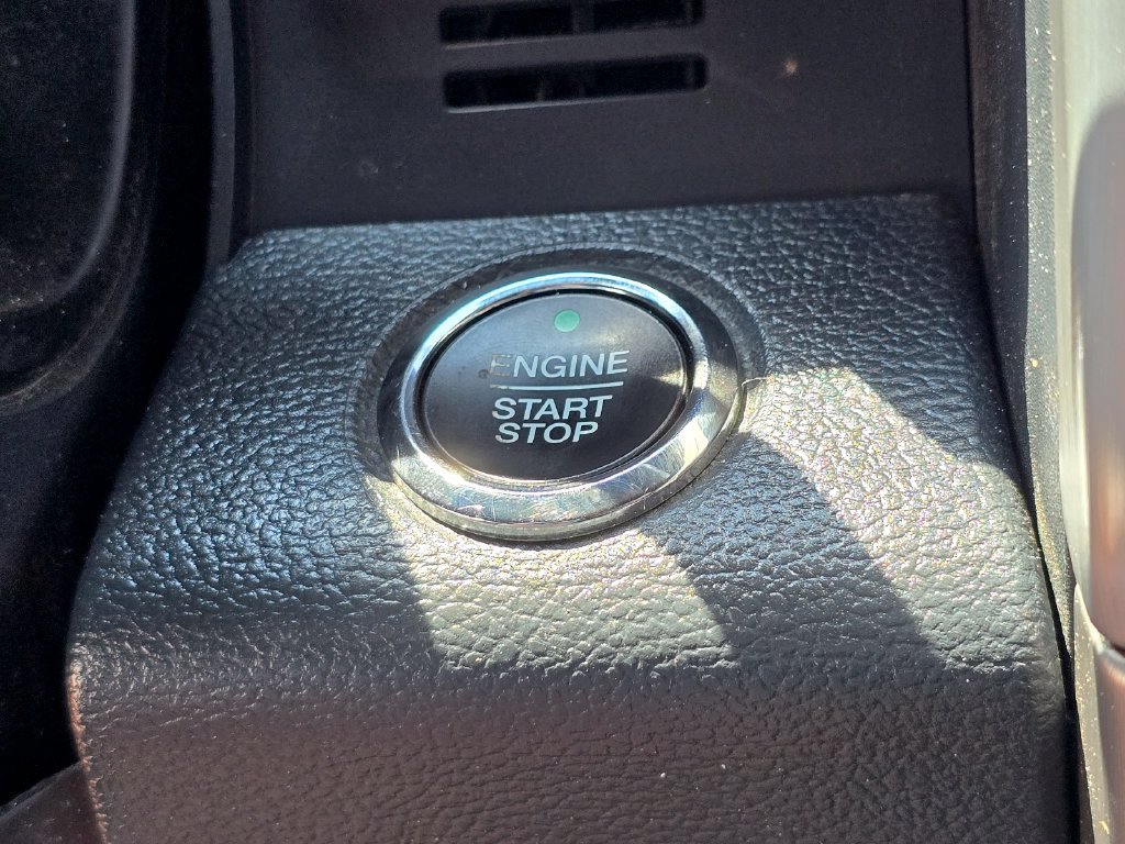 Used 2022 Ford F350 Platinum AWD/4WD image 18