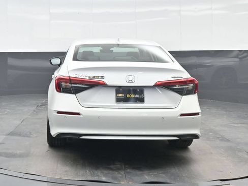 Used 2022 Honda Civic Touring image 5