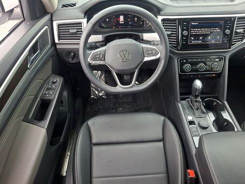 Certified 2023 Volkswagen Atlas SE AWD/4WD image 11