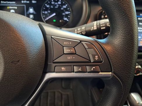 Used 2023 Nissan Kicks SV FWD image 19