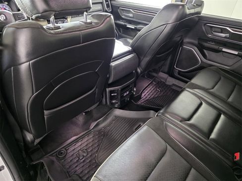 Certified 2020 RAM 1500 Laramie w/ Off Road Group image 16