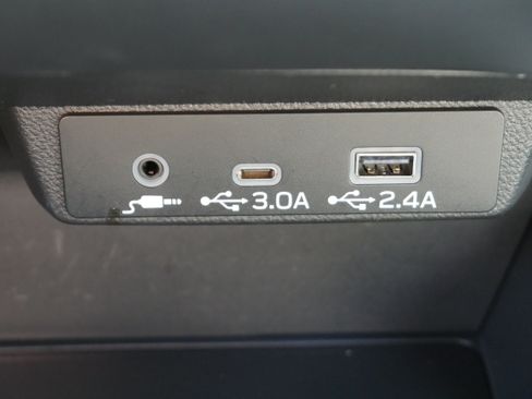 Used 2025 Subaru Forester Limited AWD/4WD image 22