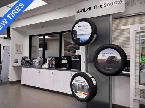 Certified 2023 Kia Sorento SX Prestige w/ Panoramic Sunroof Package image 44