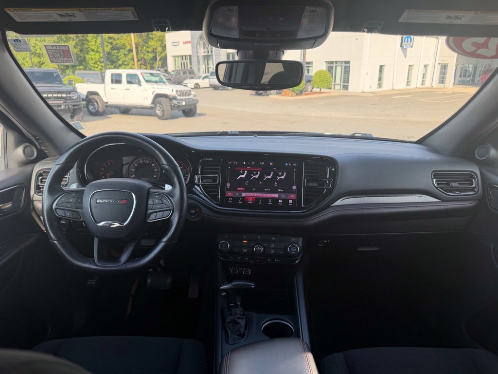 Used 2025 Dodge Durango GT AWD/4WD image 42